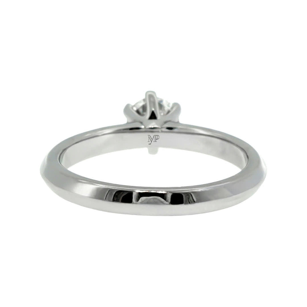 Anillo "Amur" oro blanco 14K, diamante lg 0.50ct