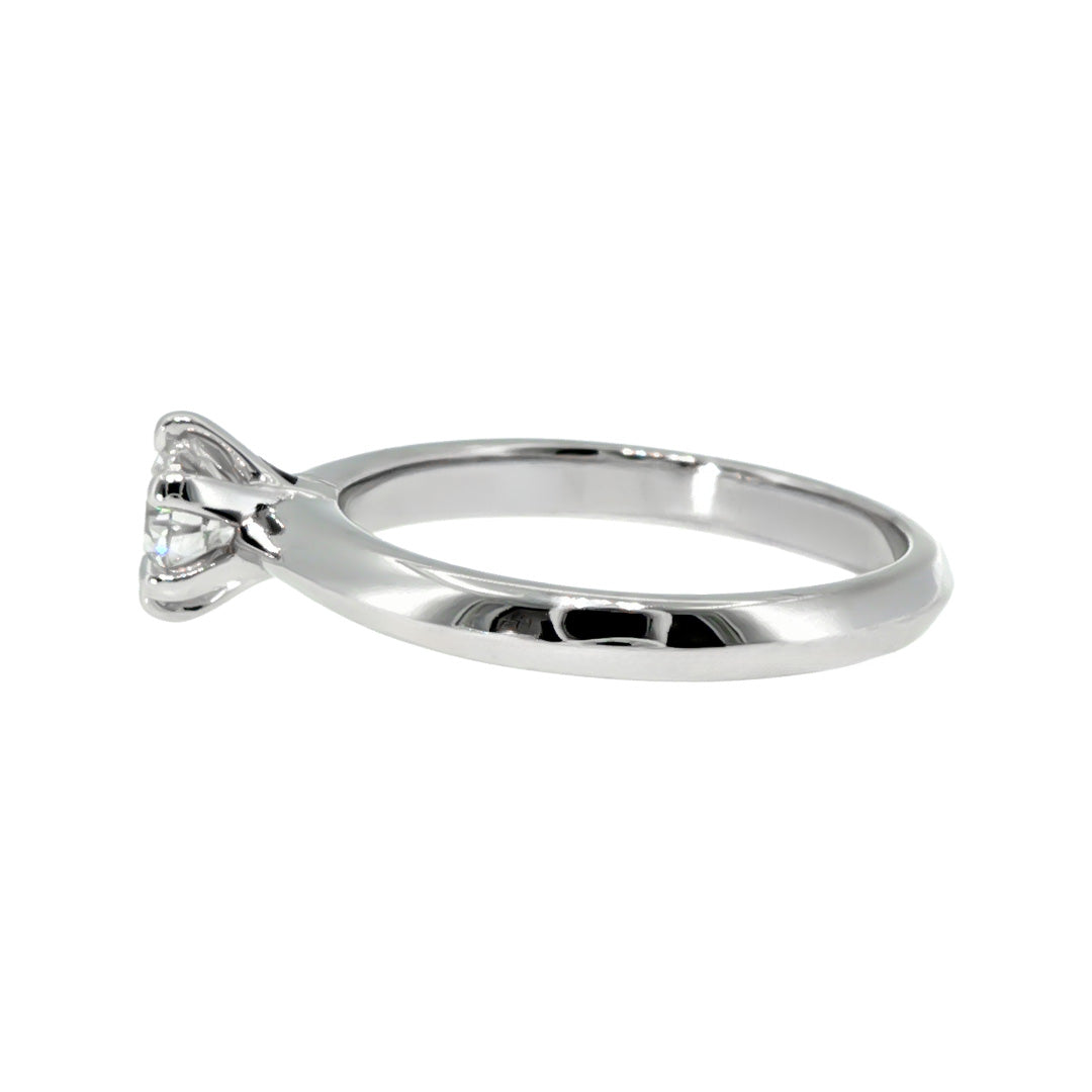 Anillo "Amur" oro blanco 14K, diamante lg 0.50ct