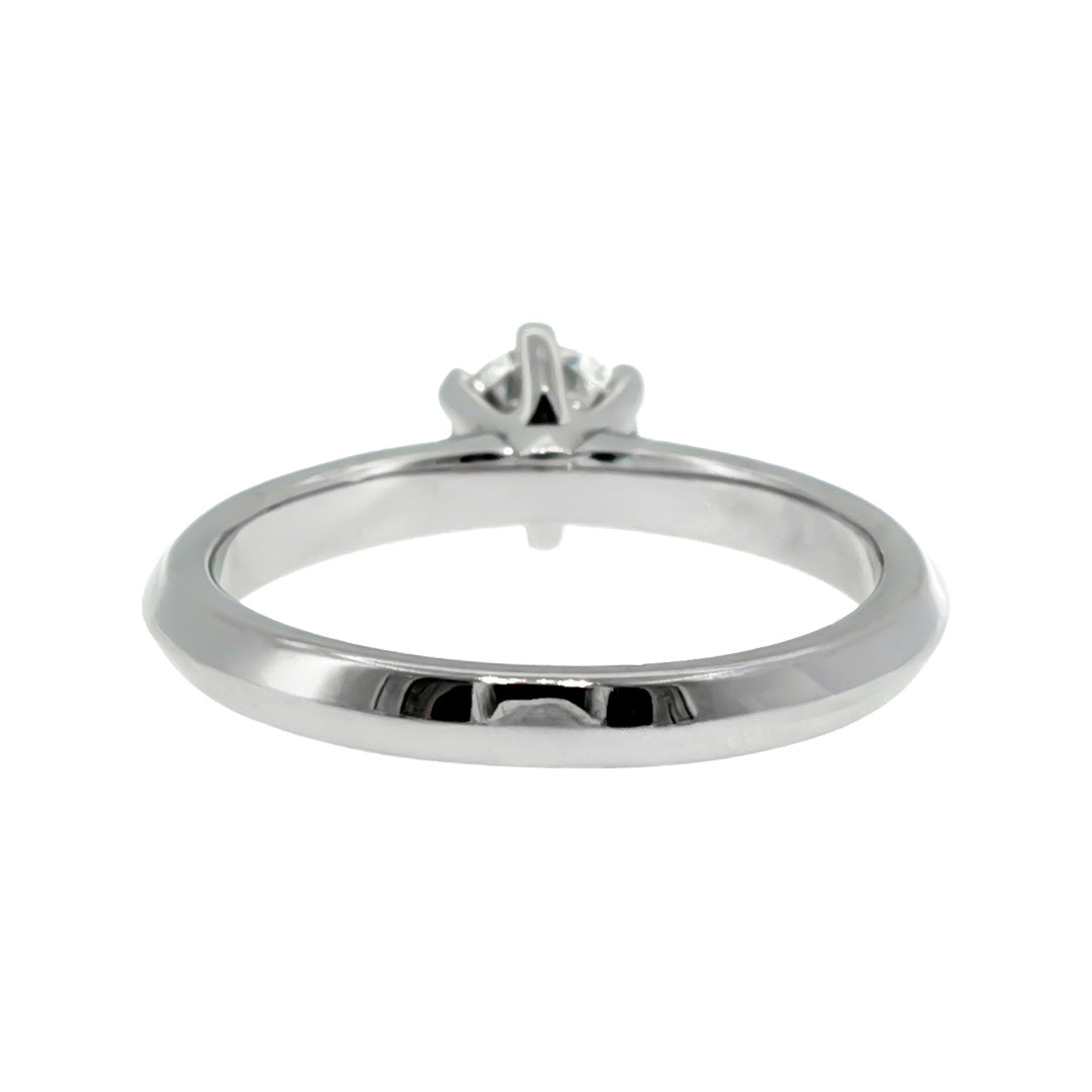 Anillo "Amur" oro blanco 14K, diamante lg 0.50ct