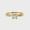 Anillo "Río L" oro amarillo 14K, diamante lg 0.41ct H&A IGI